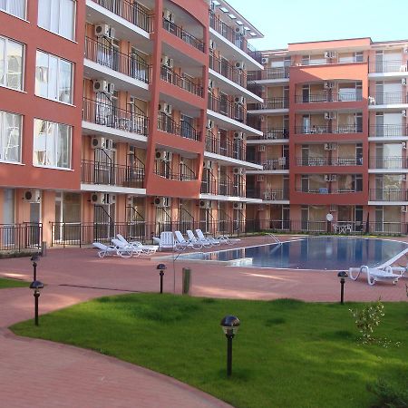 Апарт готель Bratanov Sunset Beach 4 Сонячний Берег Екстер'єр фото