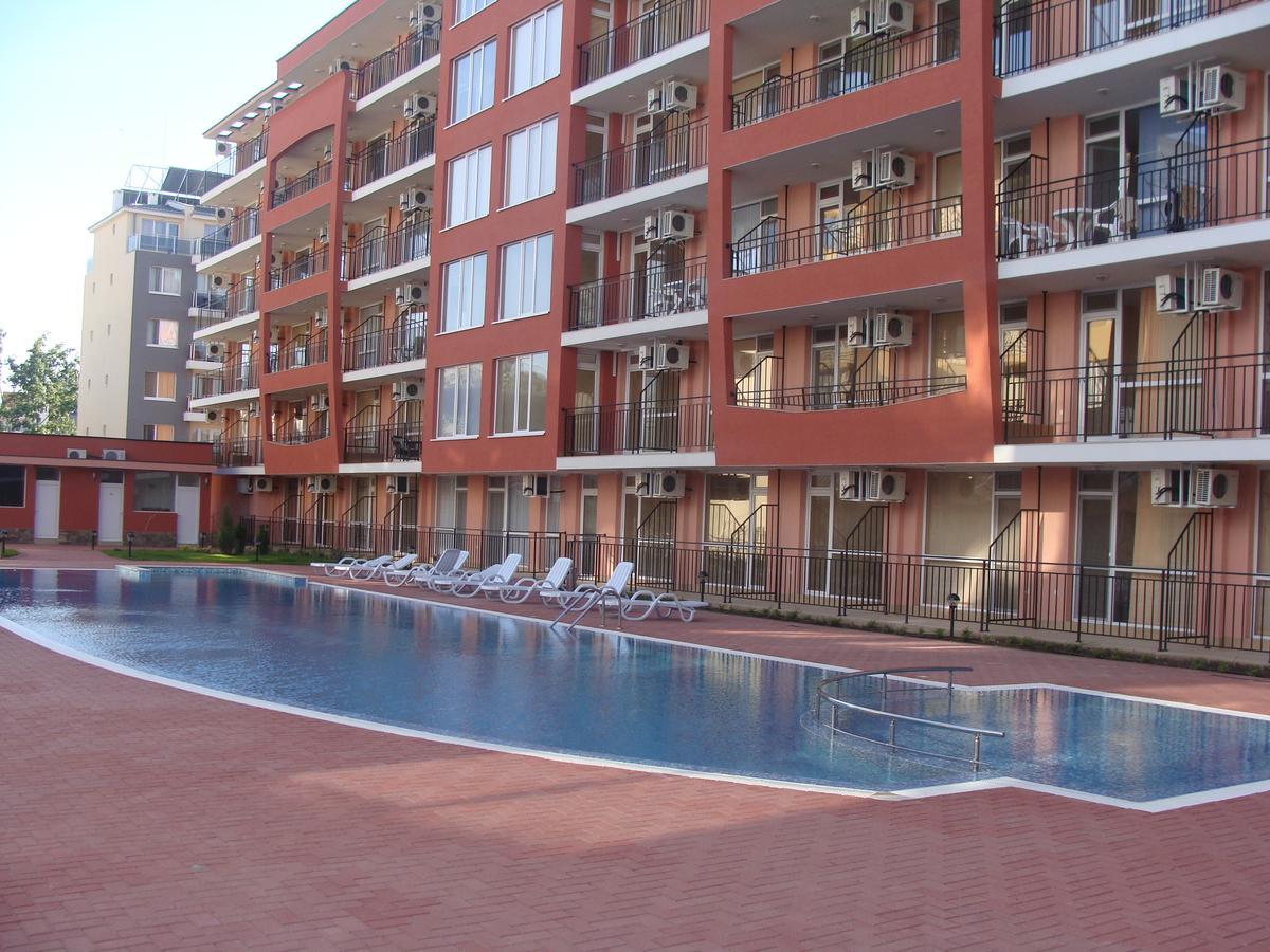 Апарт готель Bratanov Sunset Beach 4 Сонячний Берег Екстер'єр фото